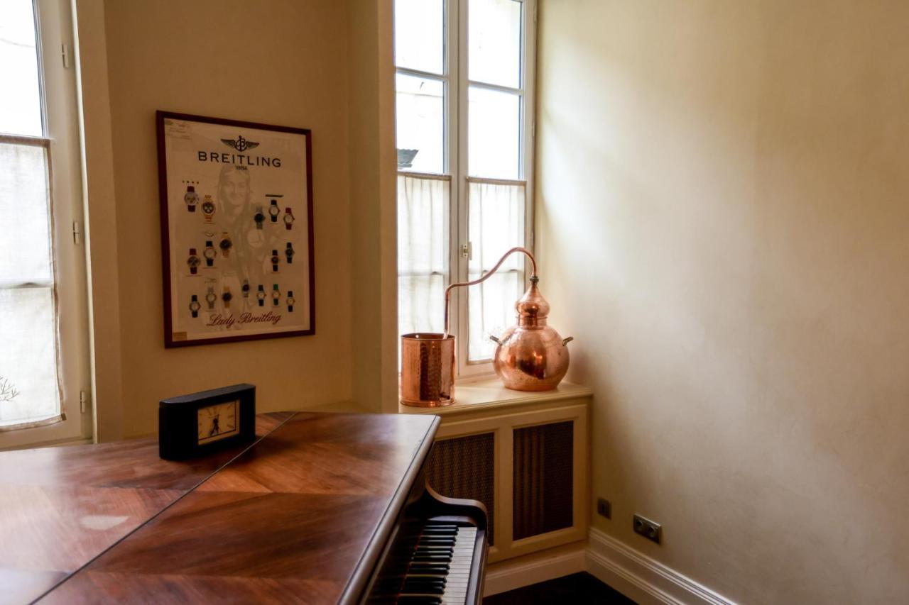 Appartement Le CORDON BLEU # Vieux-Cognac # Jardin Extérieur photo